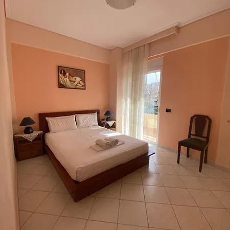 Sentris Spacious Seaside With Balcony & Parking Sarandë