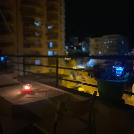 Sentris Spacious Seaside With Balcony & Parking Apartment Sarandë