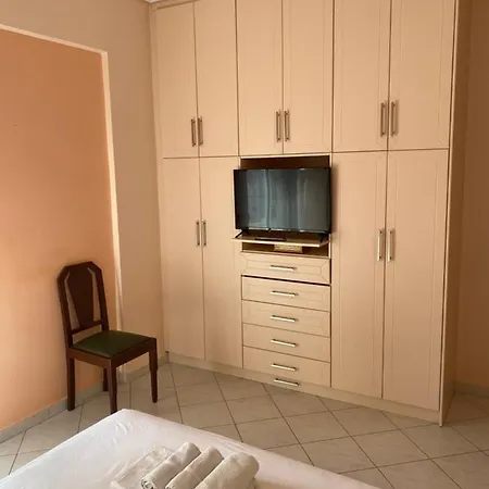 Sentris Spacious Seaside With Balcony & Parking Apartment