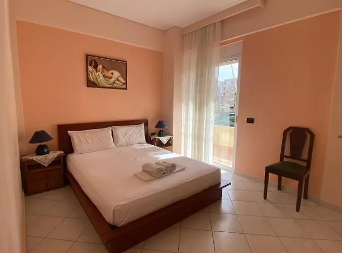 Sentris Spacious Seaside With Balcony & Parking Sarandë